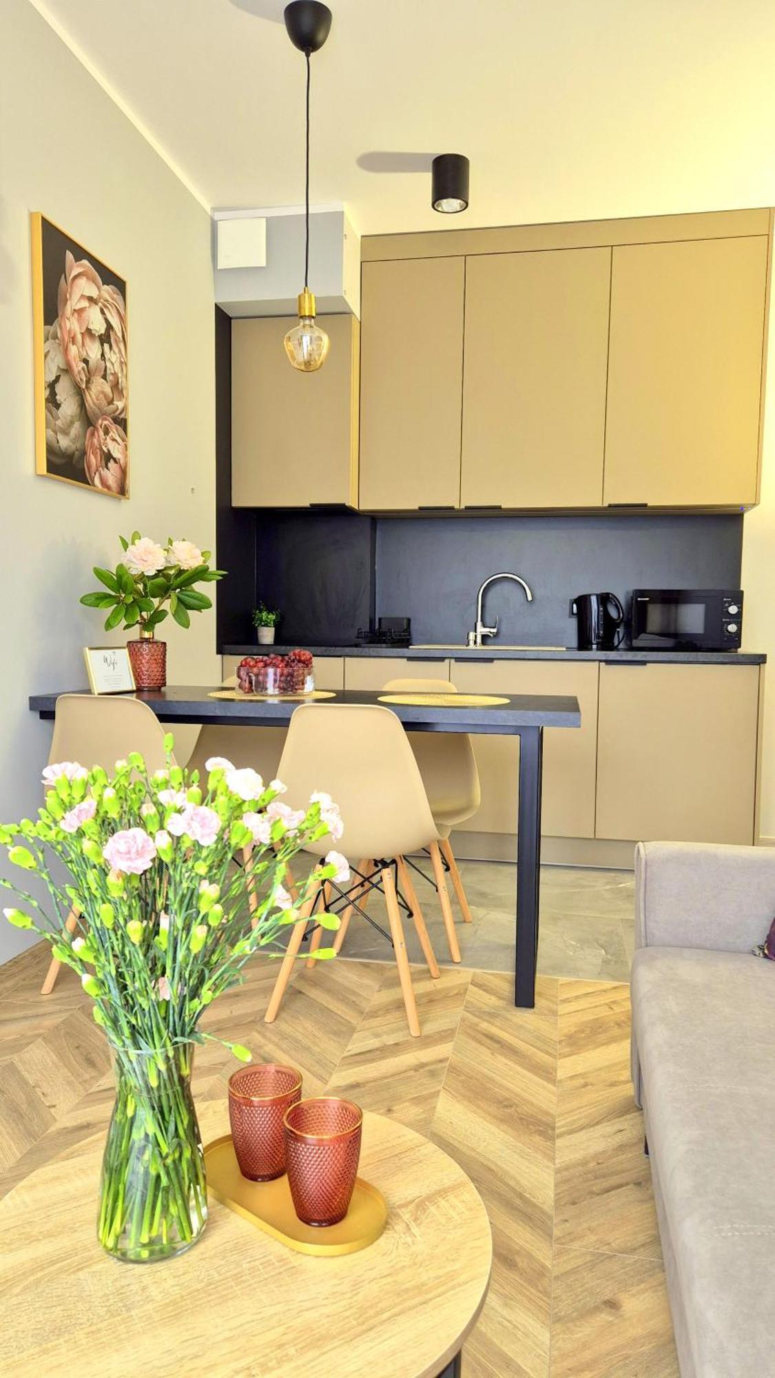 Sunshine By Housine Apartment