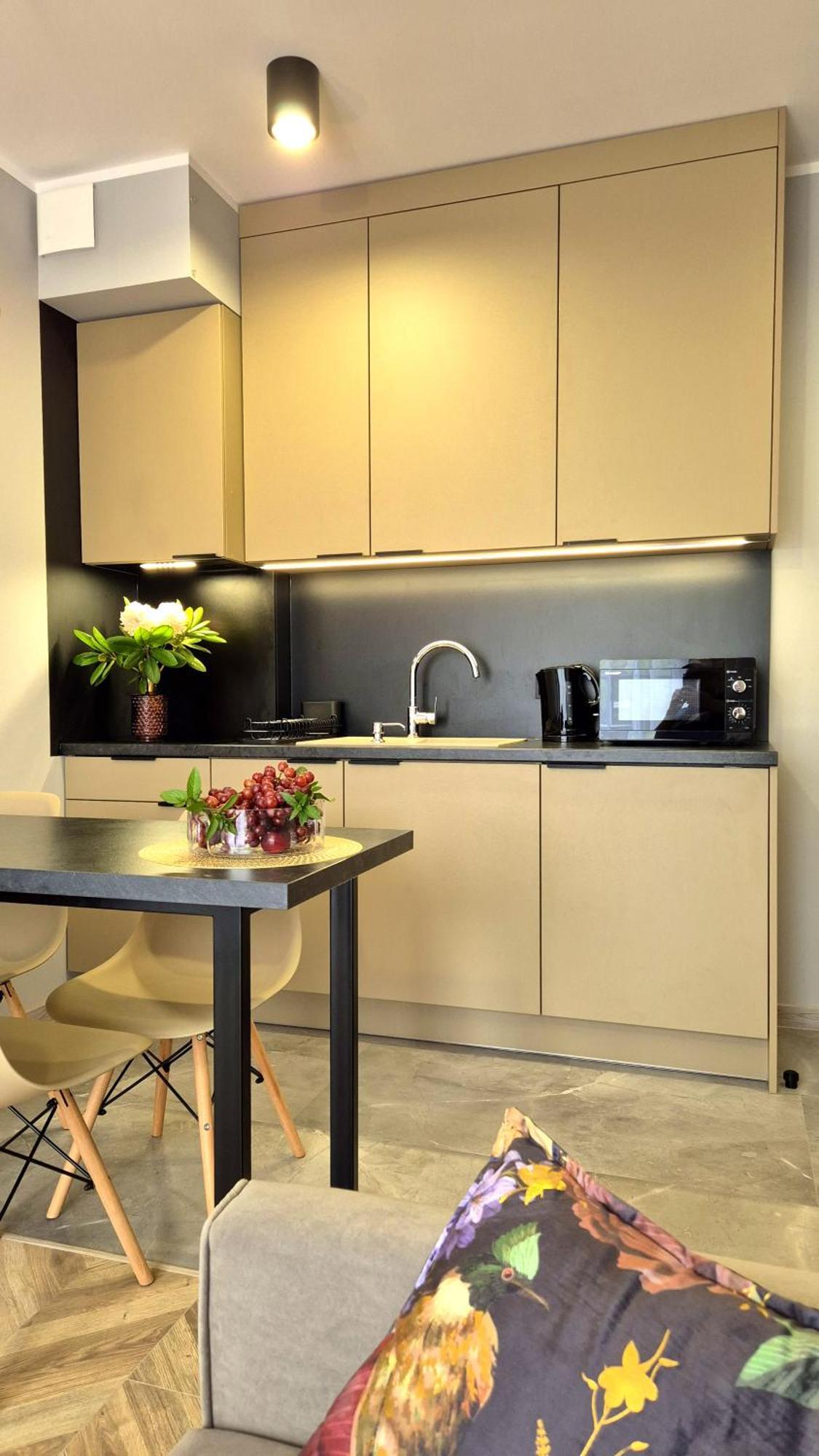Sunshine By Housine Apartment *